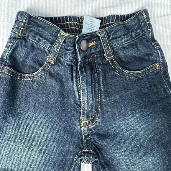 Gymboree Jeans for toddlers (Blue) - Picture 3 of 4